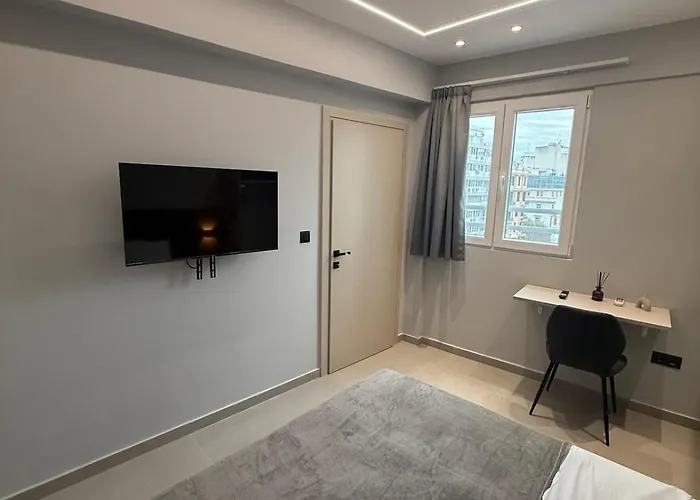 Ladadika Luxury #5 * Salonic
